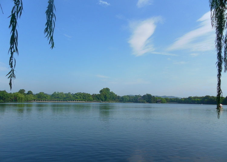 Lake Villas
